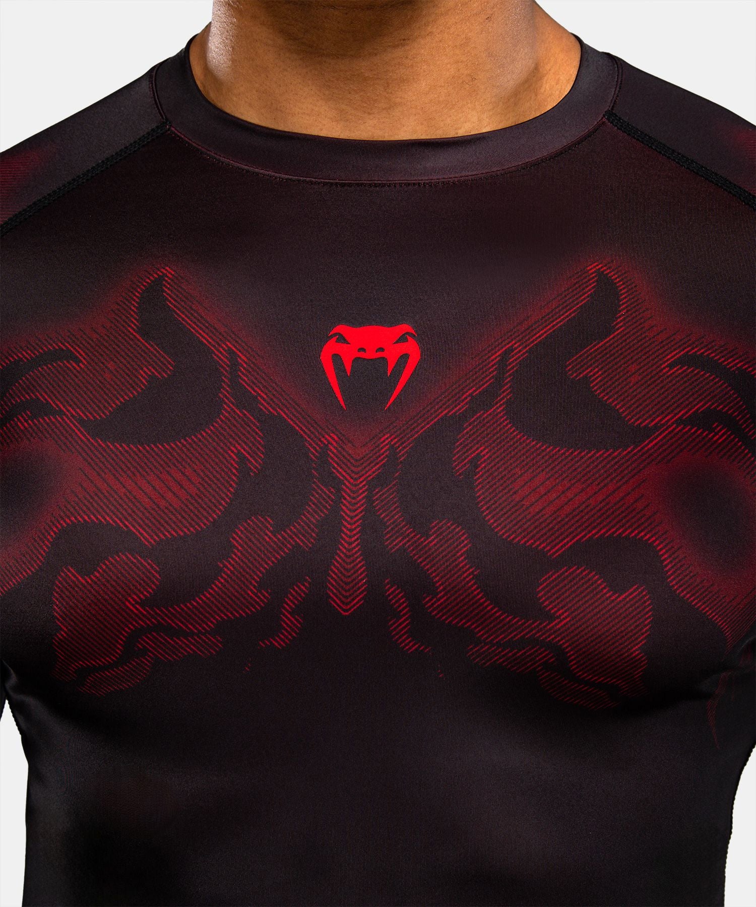 Venum Spectre Long Sleeve Rash Guard Black/Red - The Fight Club