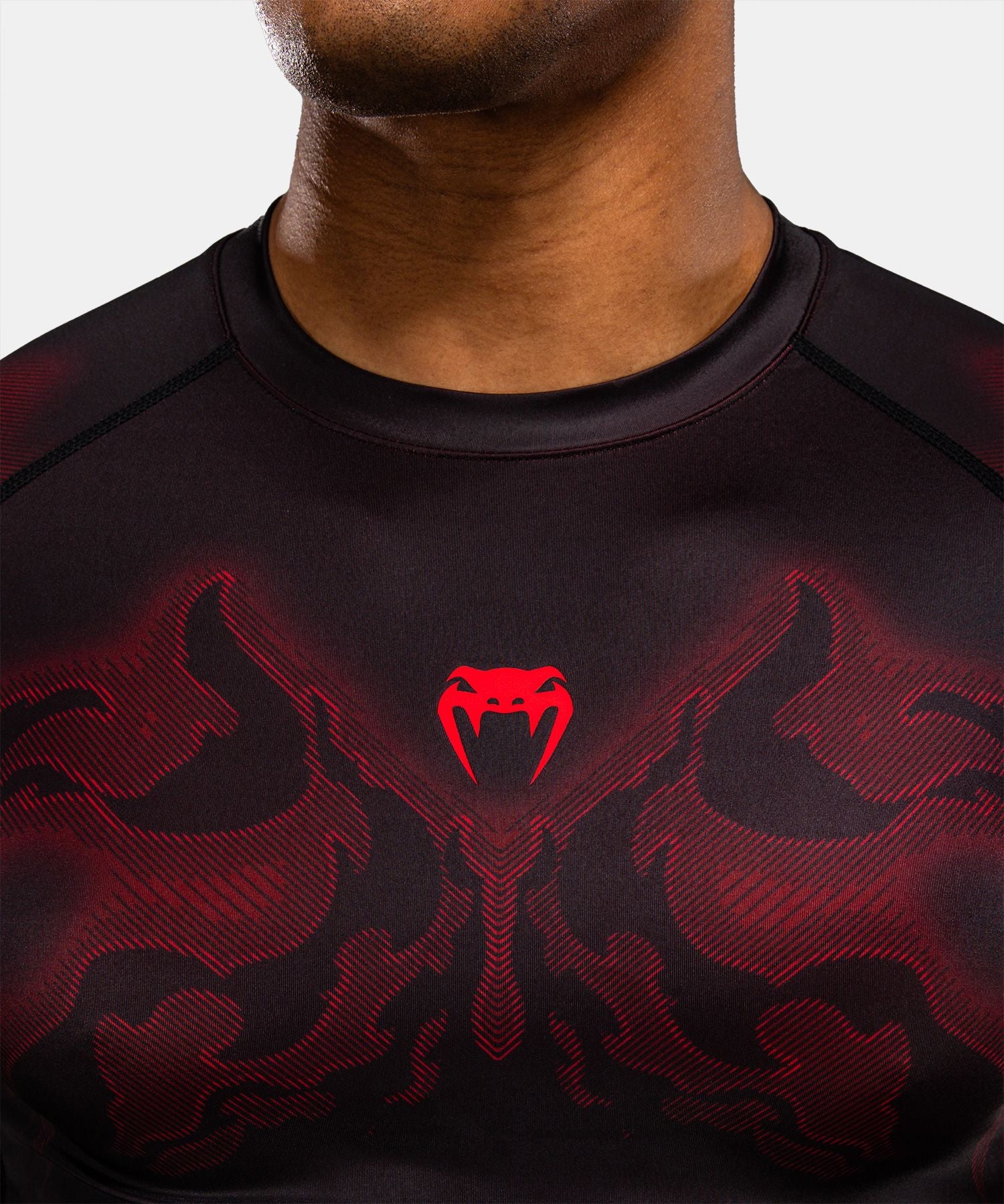 Venum Spectre Short Sleeve Rash Guard Black/Red - The Fight Club