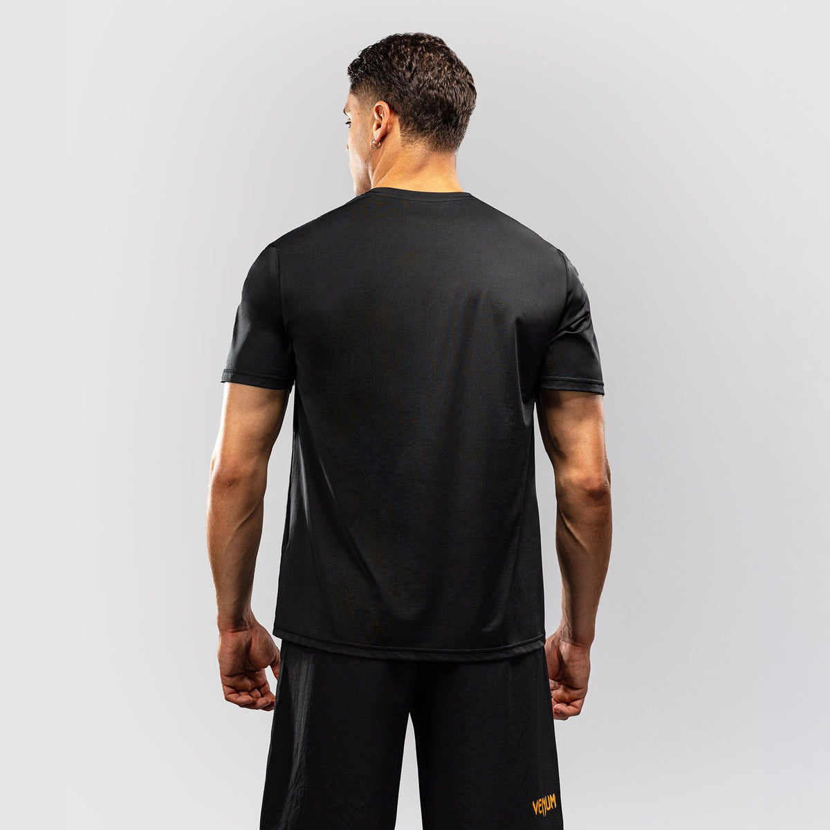 Venum Classic Dry Tech T-Shirt Black/Gold - The Fight Club