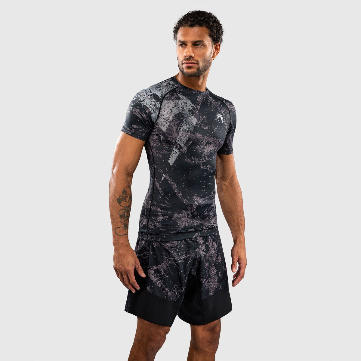 Venum Rage & Workout Short Sleeve Rash Guard Black/Grey - The Fight Club
