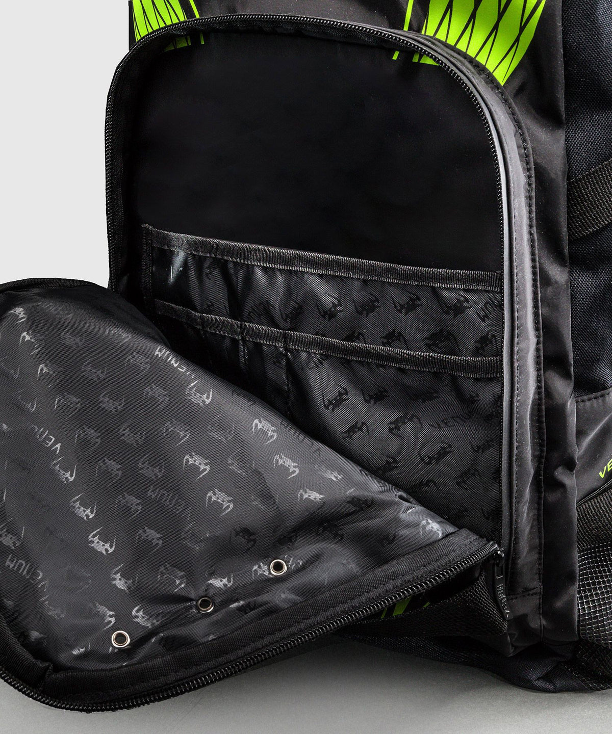 Venum Amazonia Reborn Back Pack Black/Green - The Fight Club