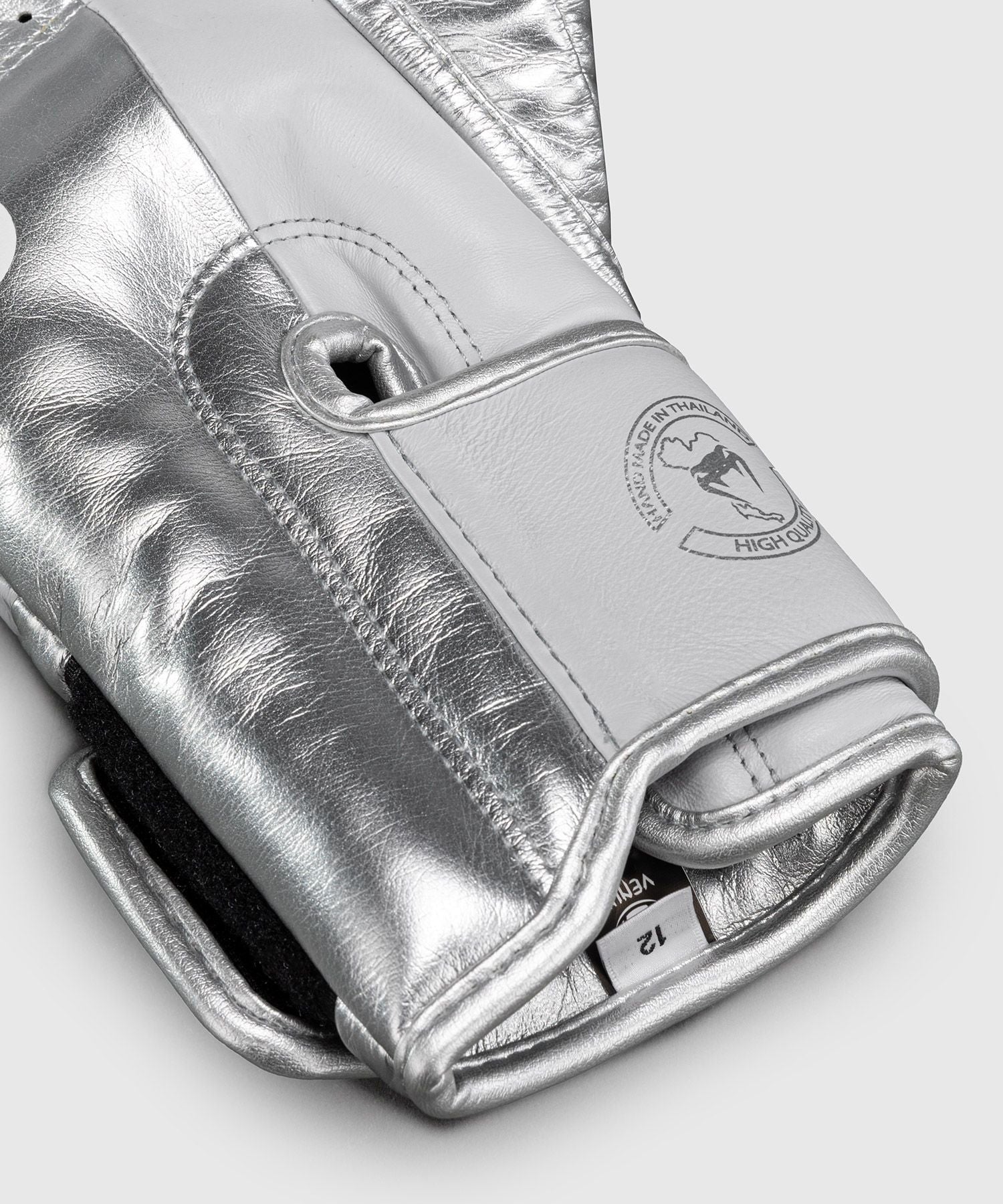 Venum Giant 3.0 Boxing Gloves Grey/Silver - The Fight Club