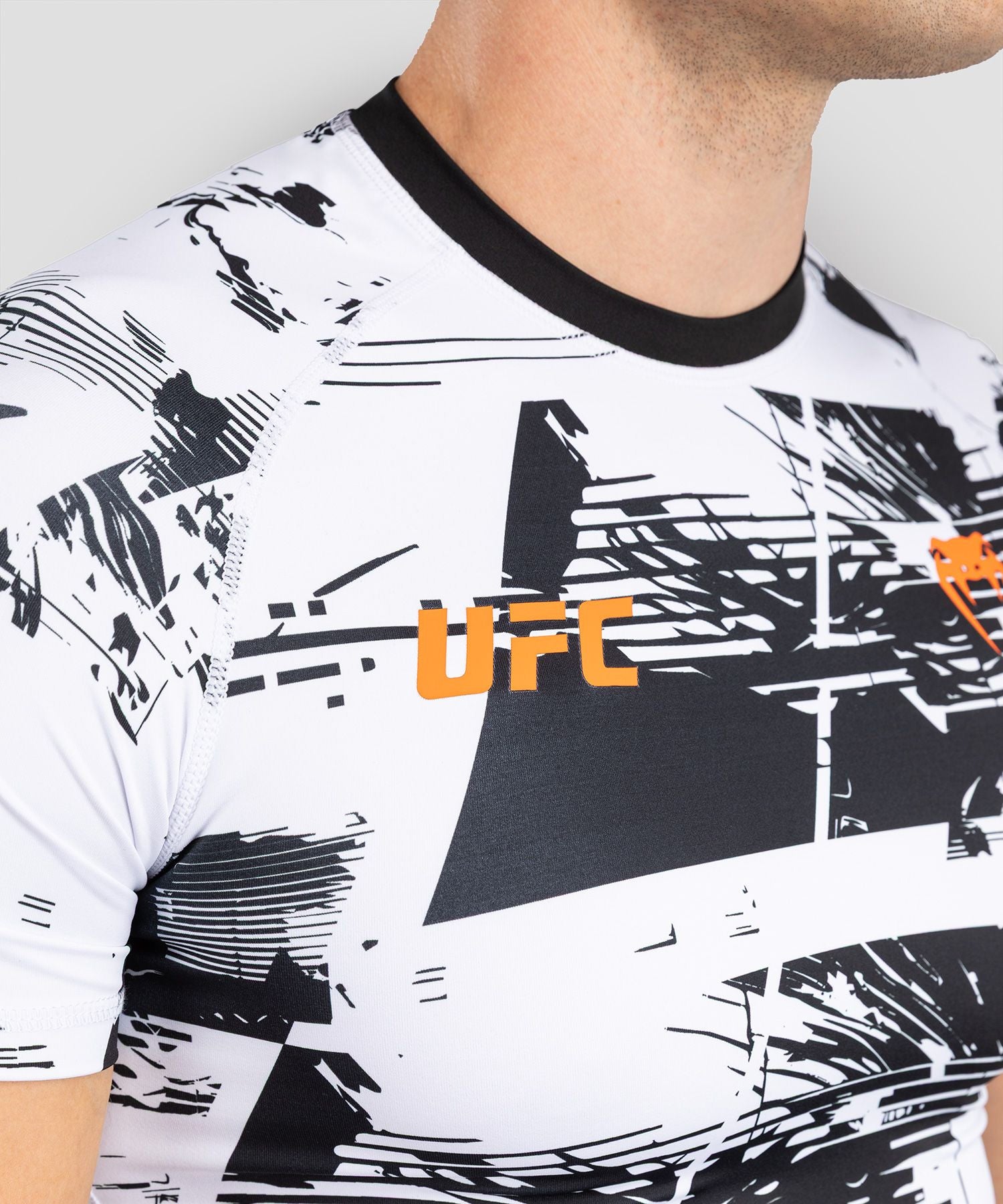 Venum Men's UFC Zenith White Authentic Fight Week Performance Short Sleeve Rash Guard - The Fight Club