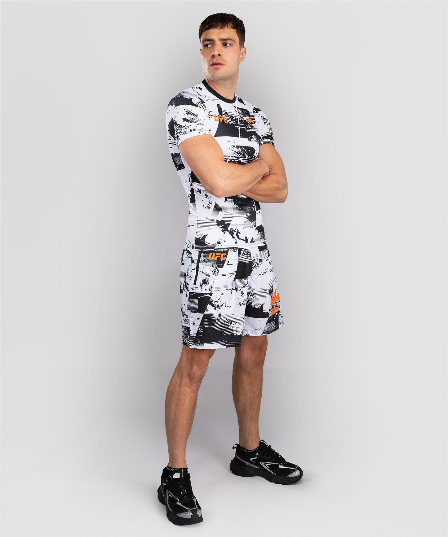 Venum Men's UFC Zenith White Authentic Fight Week Performance Short Sleeve Rash Guard - The Fight Club