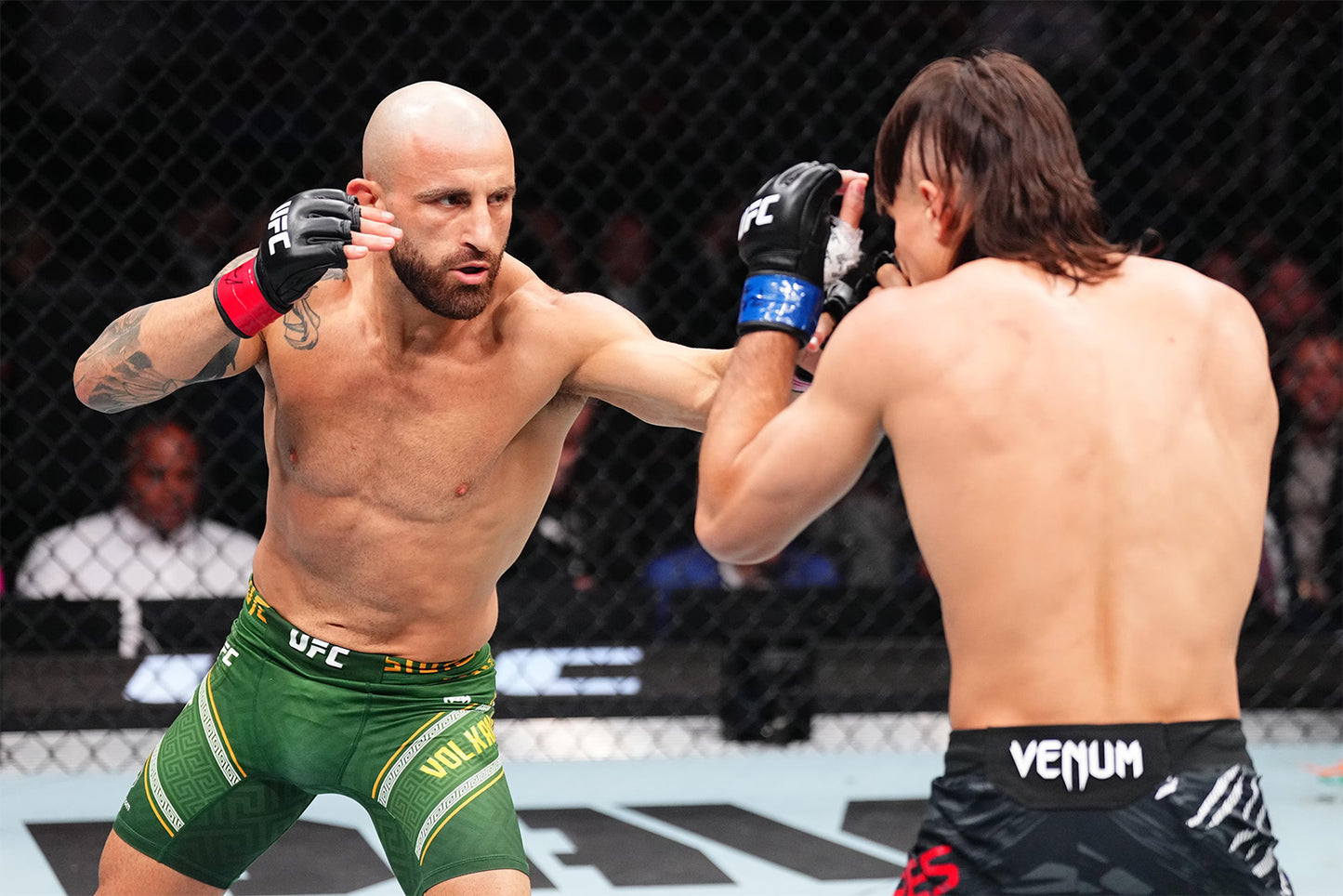 Venum UFC Unrivaled Alexander Volkanovski Men's Vale Tudo Shorts Green - The Fight Club