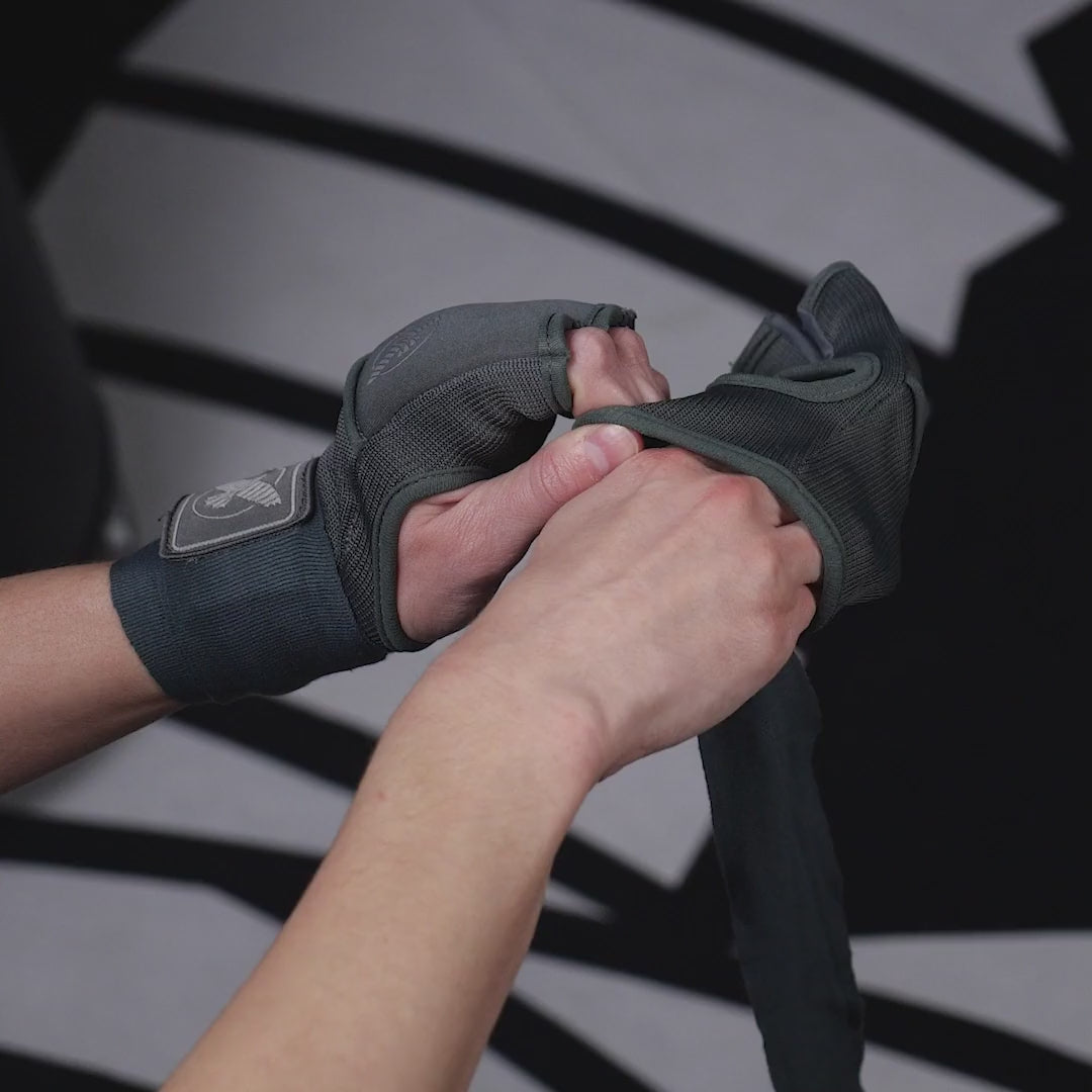 Hayabusa Deluxe Gel Quick Wraps Black - The Fight Club